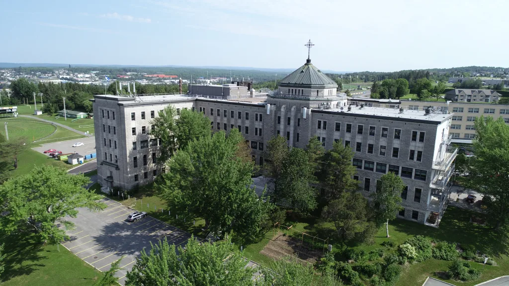 Bâtisse campus Saint-Georges