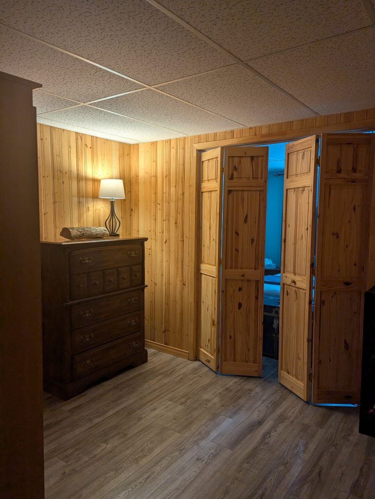 Piece-adjacente-suite