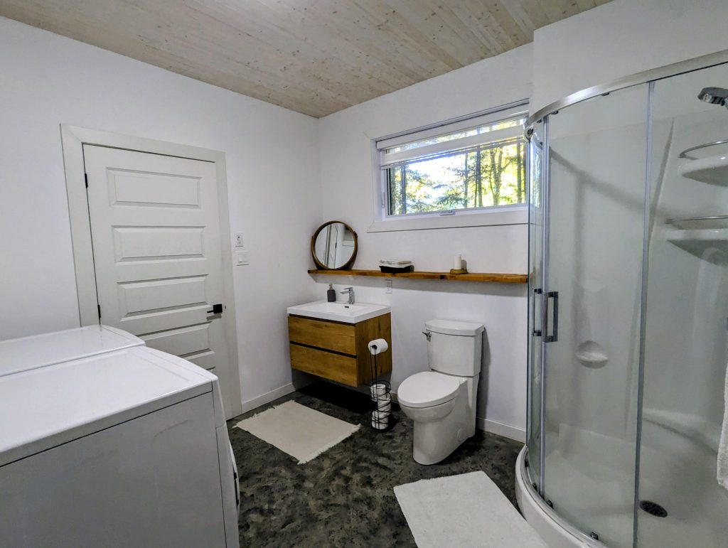 PXL_20250919_1951299972