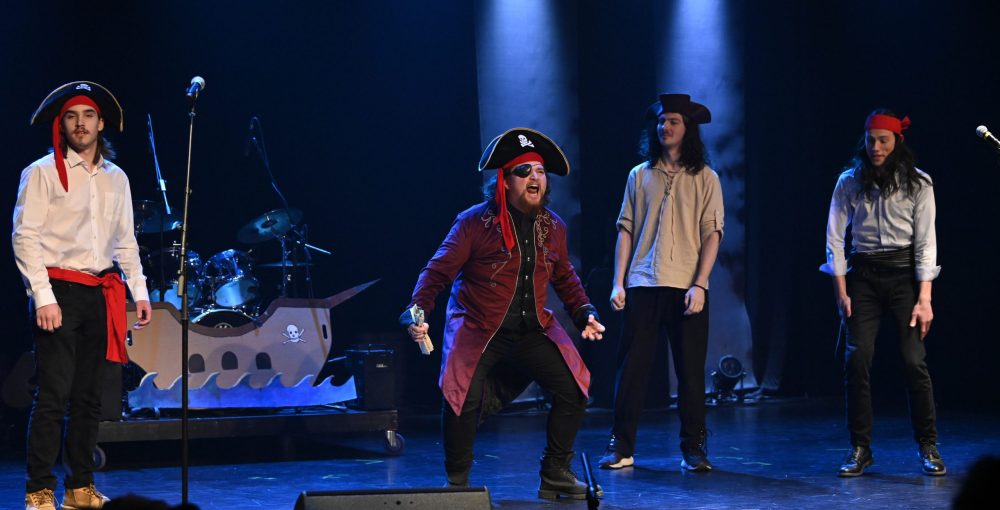 Les Pirates de la Chaudière, composés de Charles Barbeau, Edward Bolduc, Tommy Bolduc, Alexis Labbé et William Mathieu (5)